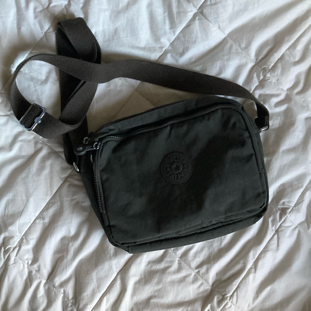 Kipling crossbody purse
